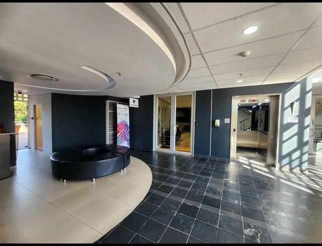 311M² OFFICE TO LET IN FOURWAYS